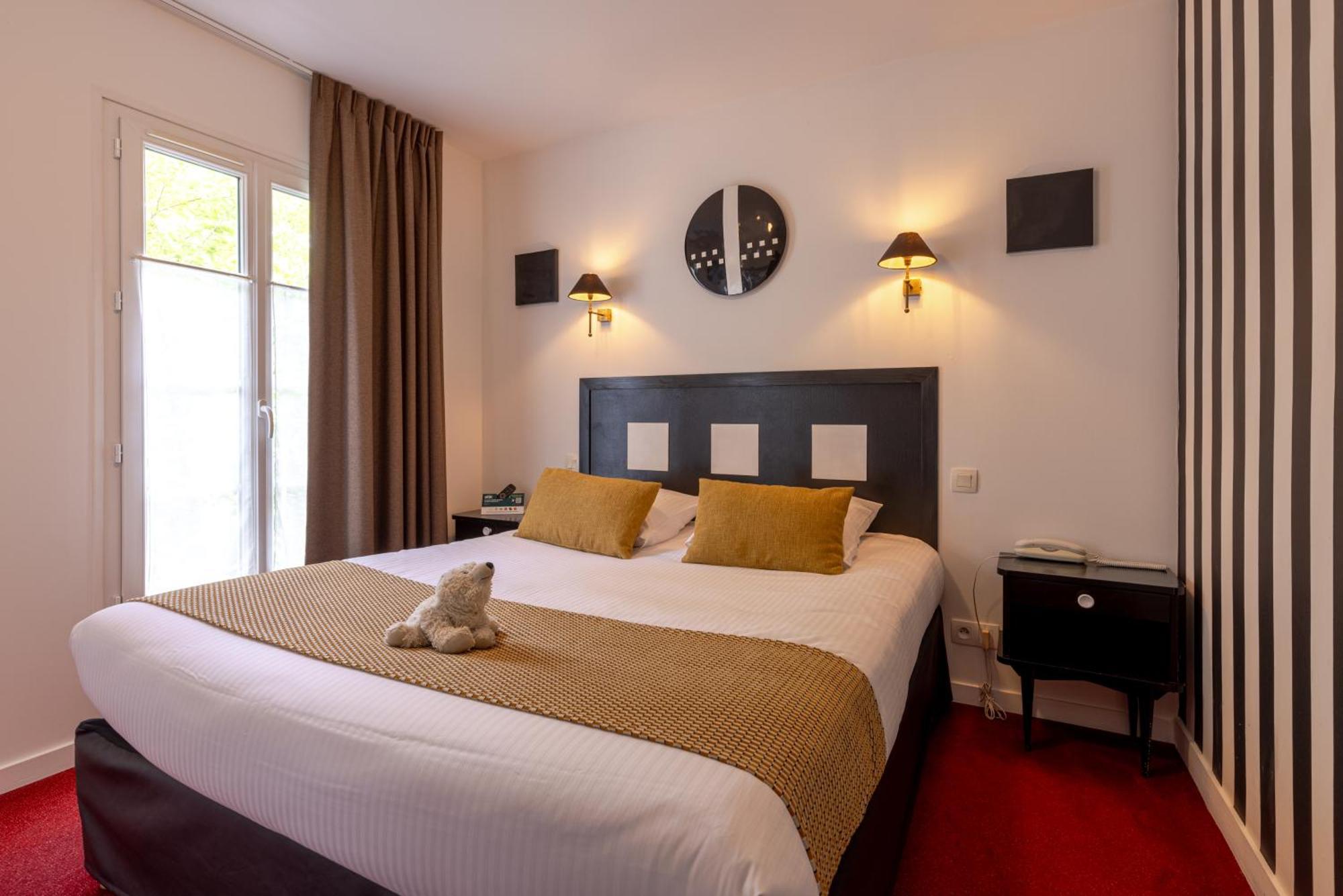 Logis Hotel Le Richelieu - Royan Atlantique Saujon Exterior foto